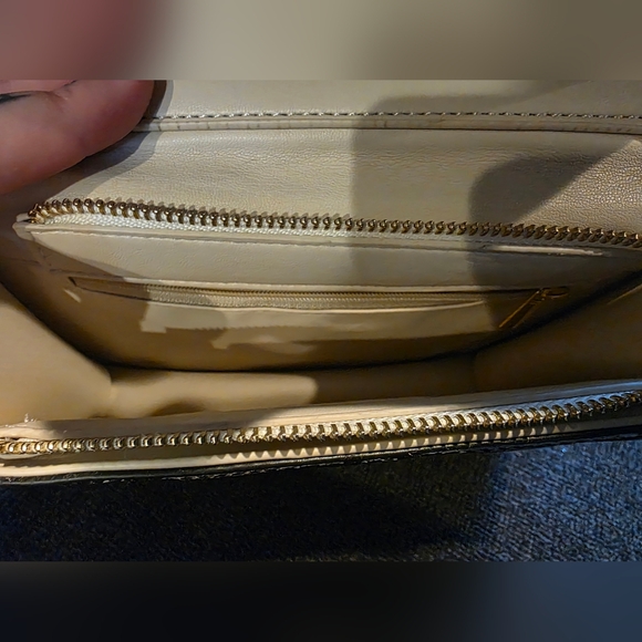 Quilted Faux Snake Skin Shoulder Bag - Picture 5 of 7